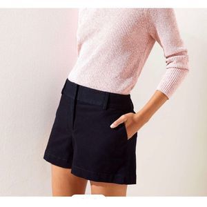 LOFT Riviera Black 4” Inseam Shorts Mid Rise